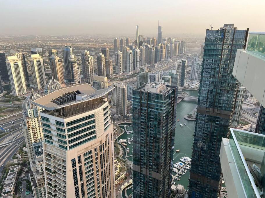High Floor With City Skyline & Burj Khalifa View 3 Bedroom Unit Marina Dubaj Kültér fotó