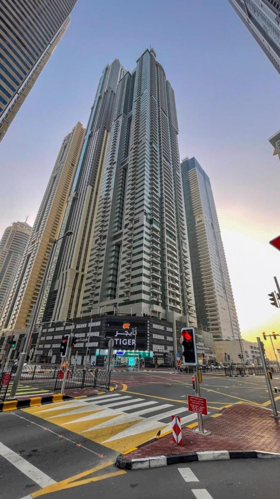 High Floor With City Skyline & Burj Khalifa View 3 Bedroom Unit Marina Dubaj Kültér fotó