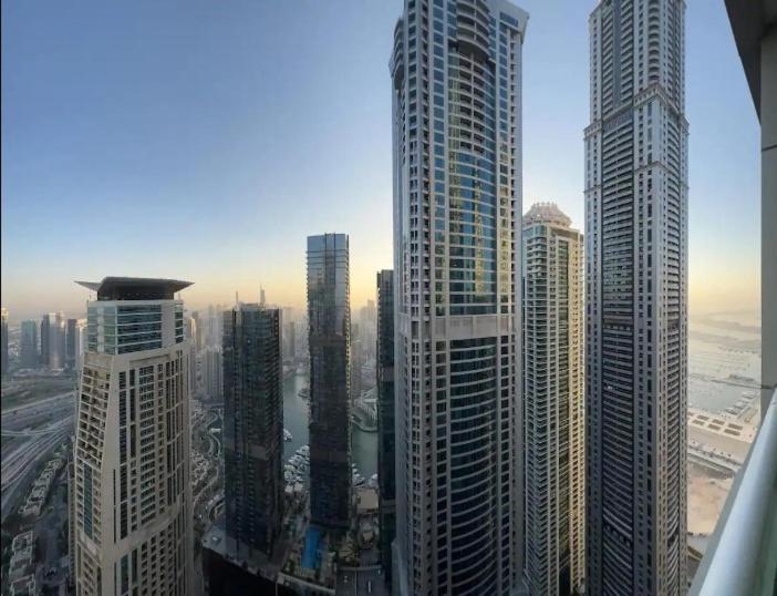 High Floor With City Skyline & Burj Khalifa View 3 Bedroom Unit Marina Dubaj Kültér fotó